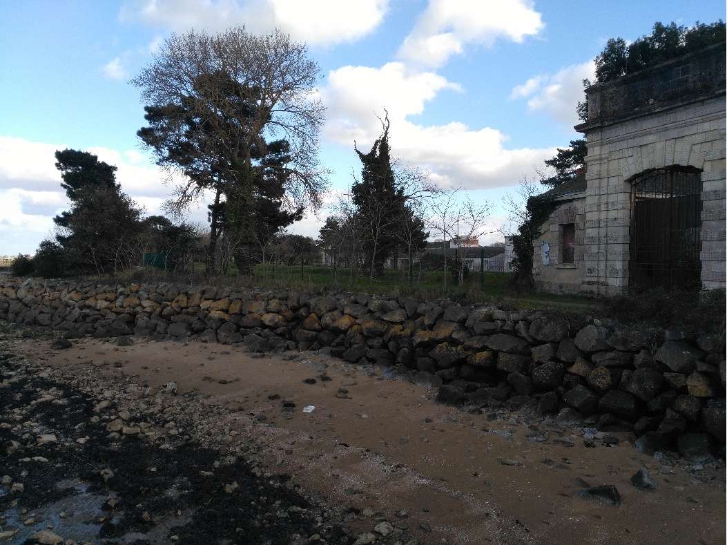   TRAVAUX DE RESTAURATION DE LA DIGUE DE MINDIN A SAINT-BREVIN-LES-PINS PAR LA COMMUNAUTÉ DE COMMUNES SUD ESTUAIRE