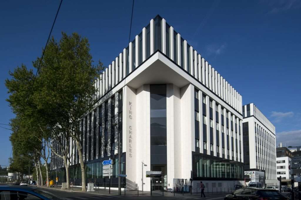   Enquête publique qui vise à répondre aux besoins de chauffage et de rafraichissement de l'immeuble King Charles à Lyon.