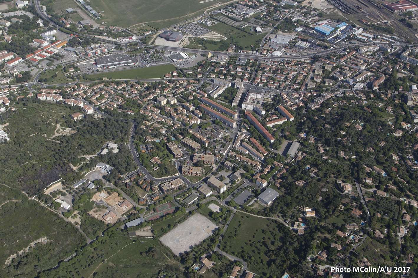   renouvellement urbain du quartier Mas de Mingue dans le cadre du 
Nouveau Programme National de Renouvellement Urbain (NPNRU) de la ville de Nîmes