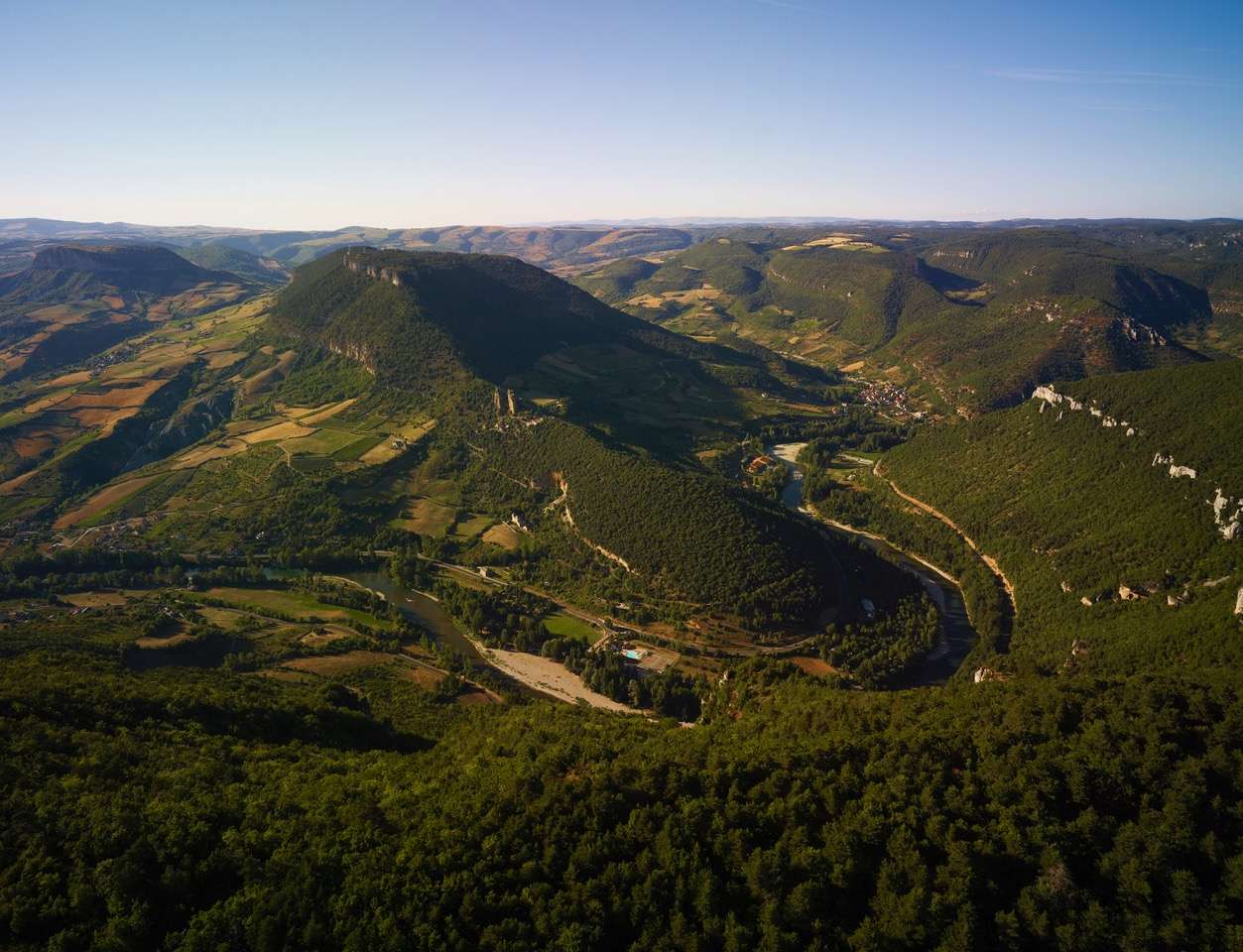   Projet de charte en vue du classement du PARC NATUREL REGIONAL DES GRANDS CAUSSES